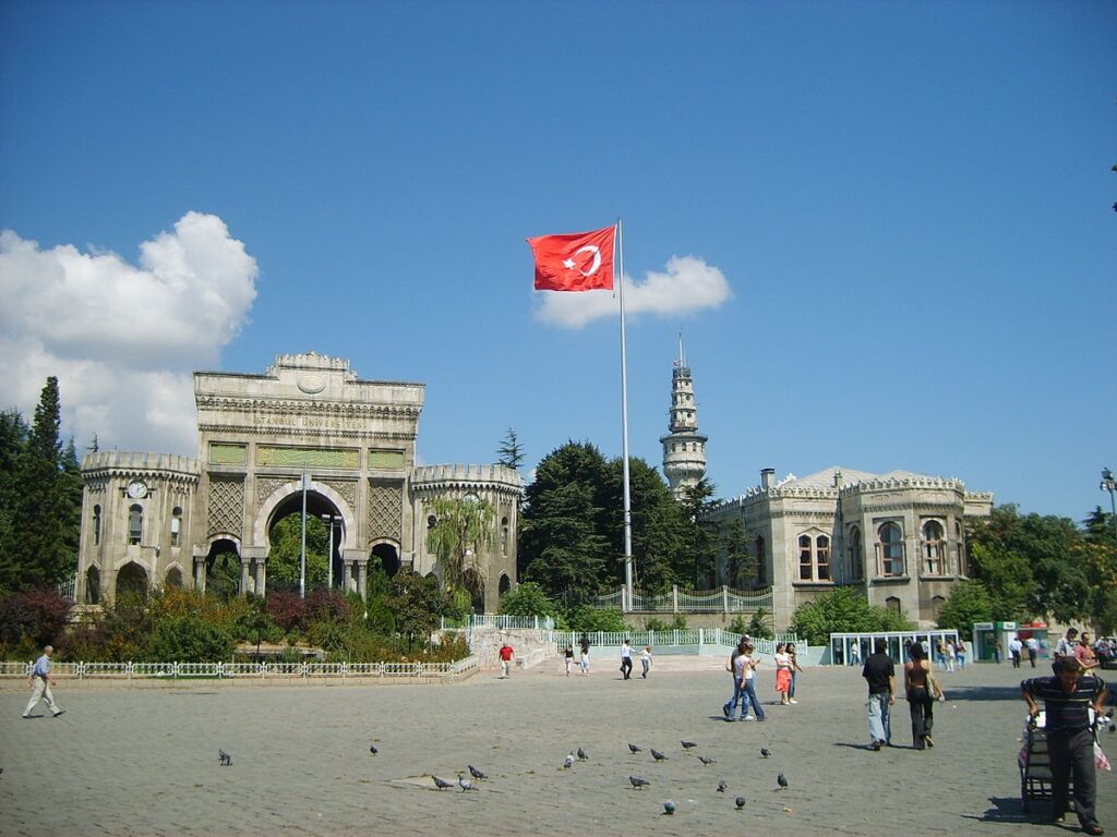 دانشگاه استانبول در کشور ترکیه