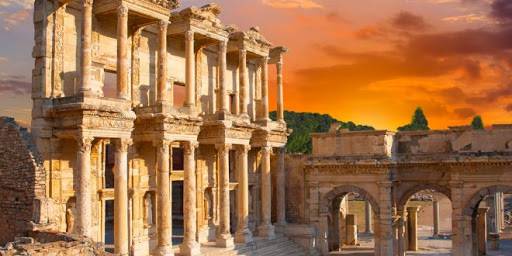 یکی دیگر جاذبه های توریستی و گردشگری کشور ترکیه، شهر زیبا و تاریخی افسوس است