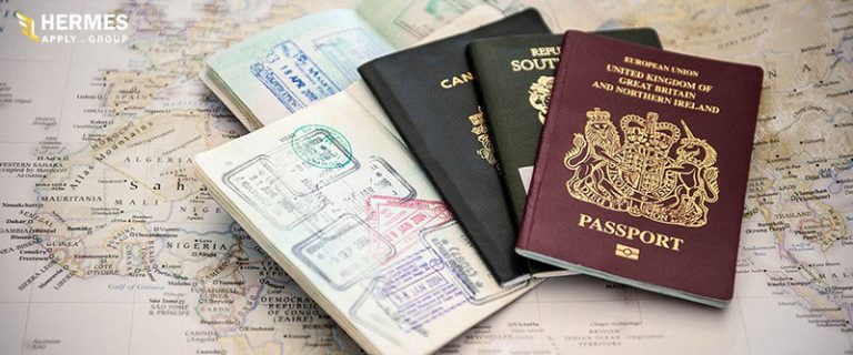 برای اخذ ویزای توریستی هلند مجبور به ارائه مدارکی هستید که اثبات کند شما پس از سفر و اقامت کوتاه مدت در این کشور تمایل به بازگشت به کشور خود را دارید.
