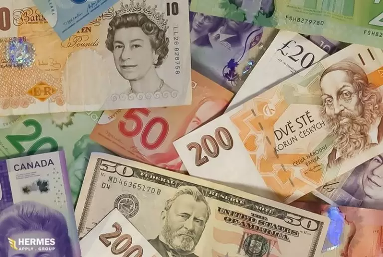 ارز رایج کانادا دلار آمریکا نیست و دلار کانادا نام دارد.