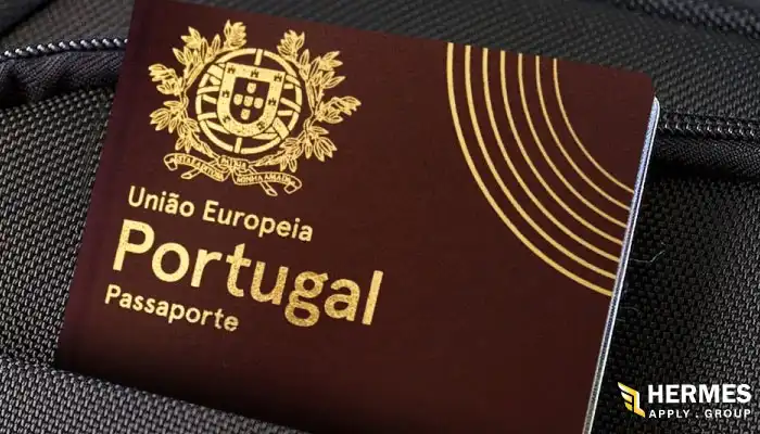 پس از اقامت به مدت ۵ تا ۱۰ سال، بسته به شرایط، برای دریافت پاسپورت پرتغالی خود اقدامات لازم را انجام دهید