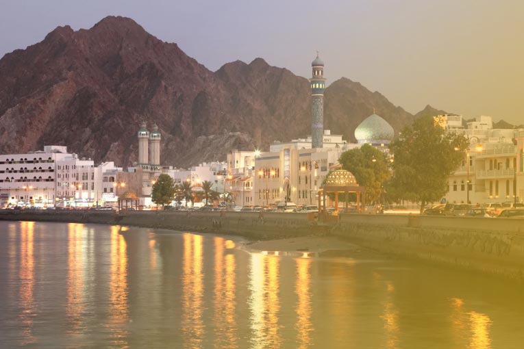 راهنمای سفر به عمان؛ شرایط، هزینه ها و دریافت ویزا